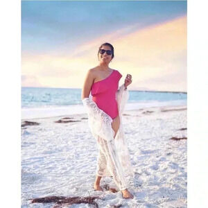 NWT KONA SOL‎ ONEPIECE PINK SWIMSUIT